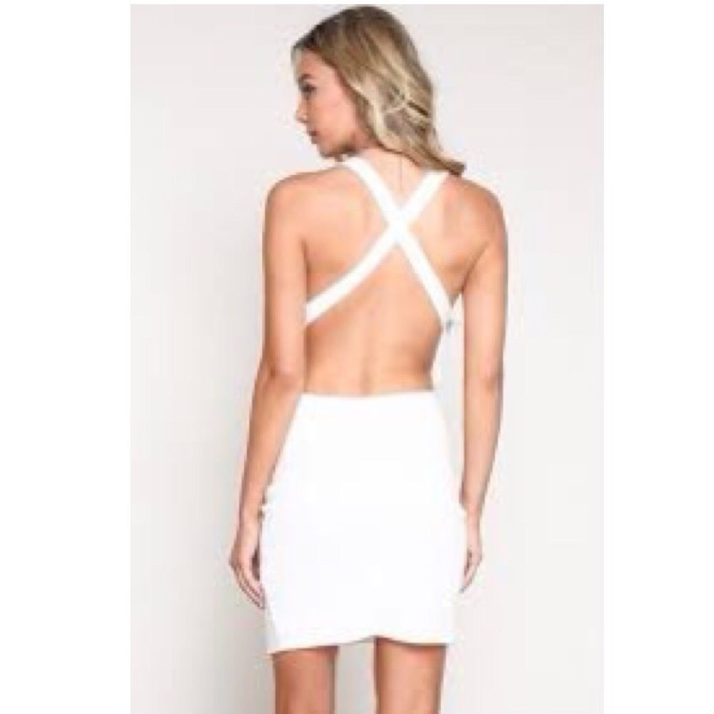 NWT Blue Blush Ivory Plunge Bodycon Brenton Dress